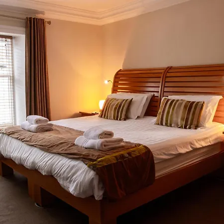 The Frenchgate לינה וארוחת בוקר 4*