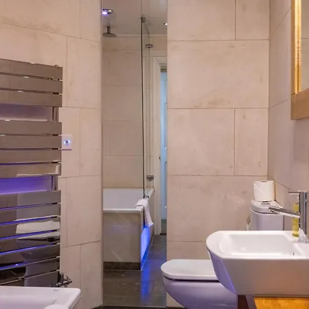 לינה וארוחת בוקר The Frenchgate ריצ'מונד